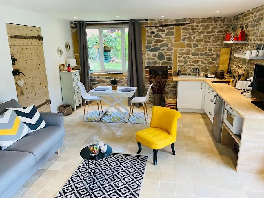 Le Petit Chacel Villa Sourcieux-les-Mines 0*,  France